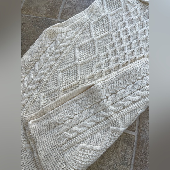 Toast Sweater 100% Wool Ireland Sleeveless Cable Knit Side Slits L - Picture 4 of 8